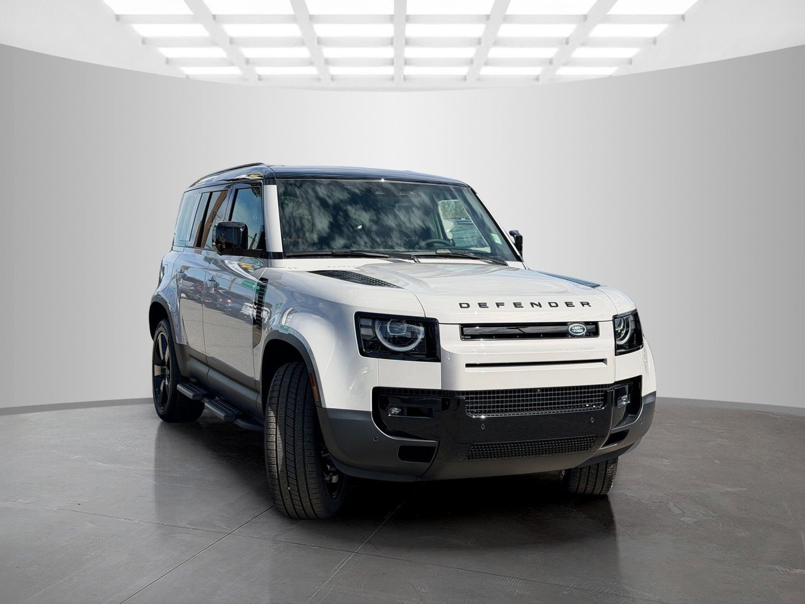 New 2026 Land Rover Defender 110 S AWD/4WD image 3