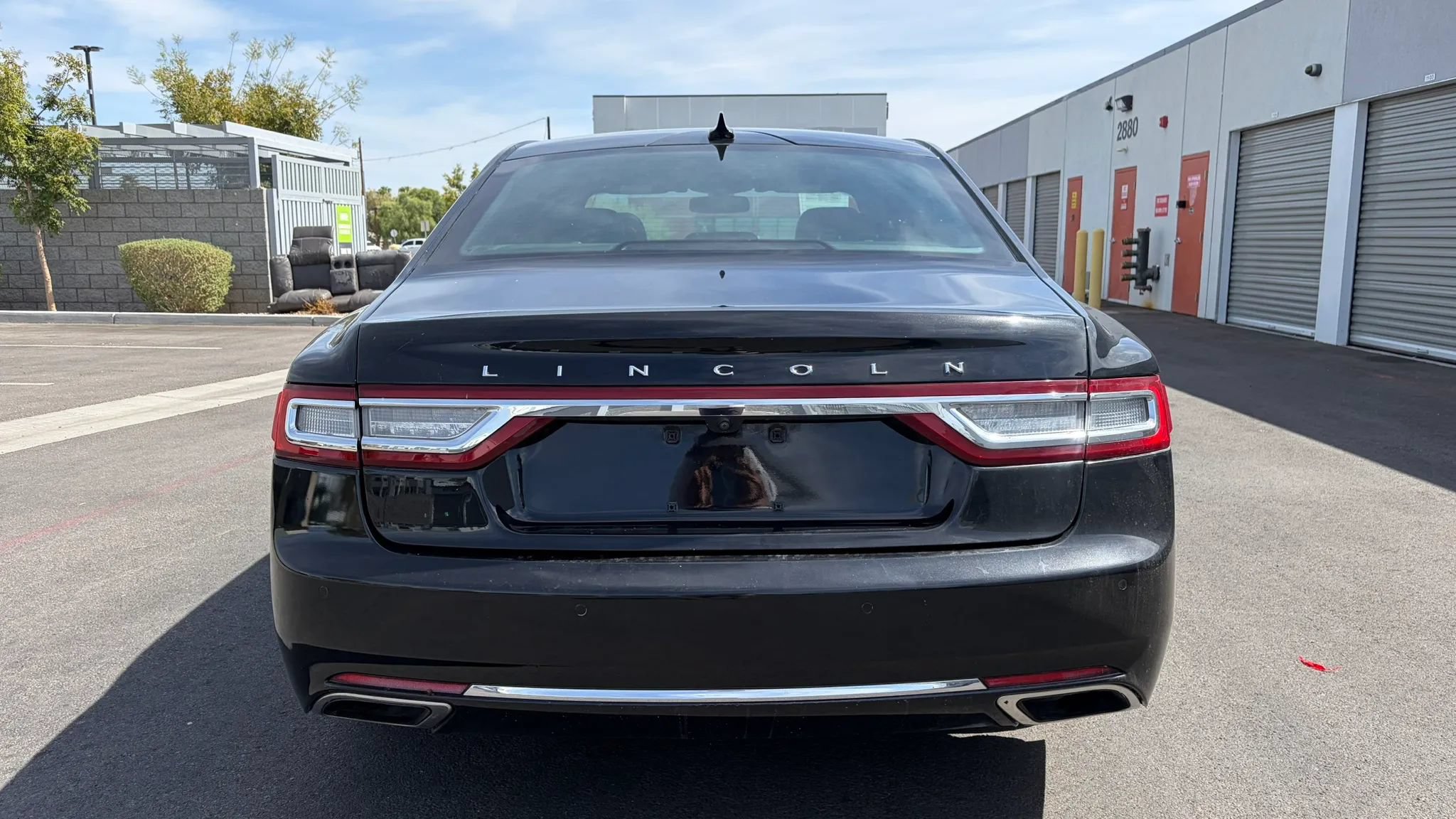 Used 2019 Lincoln Continental Select w/ Continental Climate Package AWD/4WD image 4