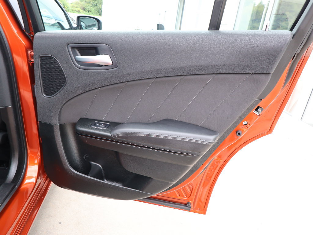 Used 2023 Dodge Charger SXT w/ Blacktop Package AWD/4WD image 29