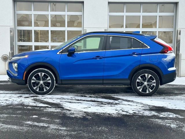 Used 2022 Mitsubishi Eclipse Cross SE image 3