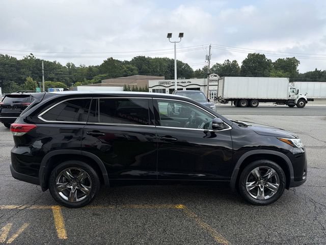 Used 2019 Toyota Highlander Limited Platinum AWD/4WD image 9