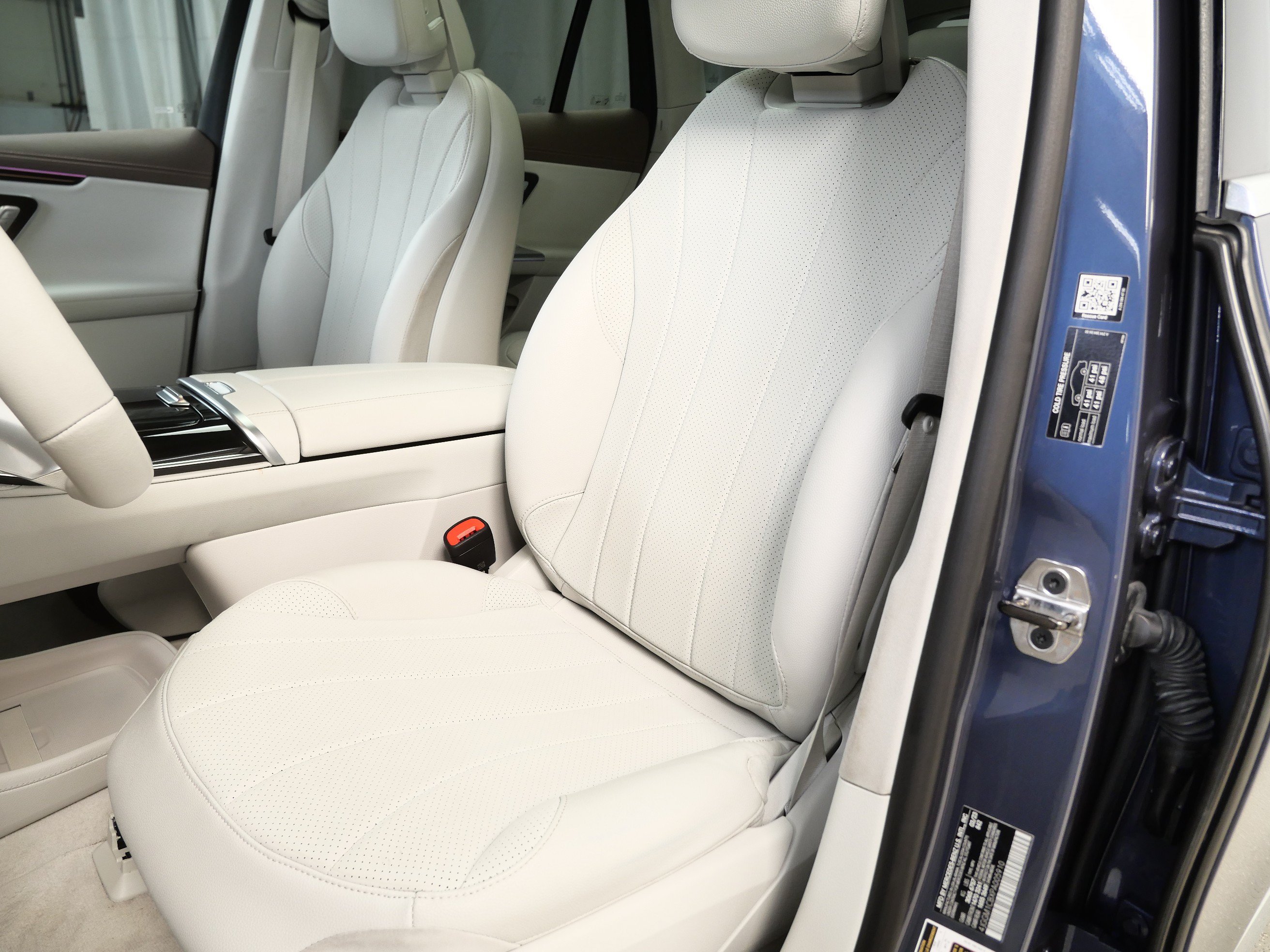 Certified 2023 Mercedes-Benz EQE 350+ 4MATIC SUV image 3