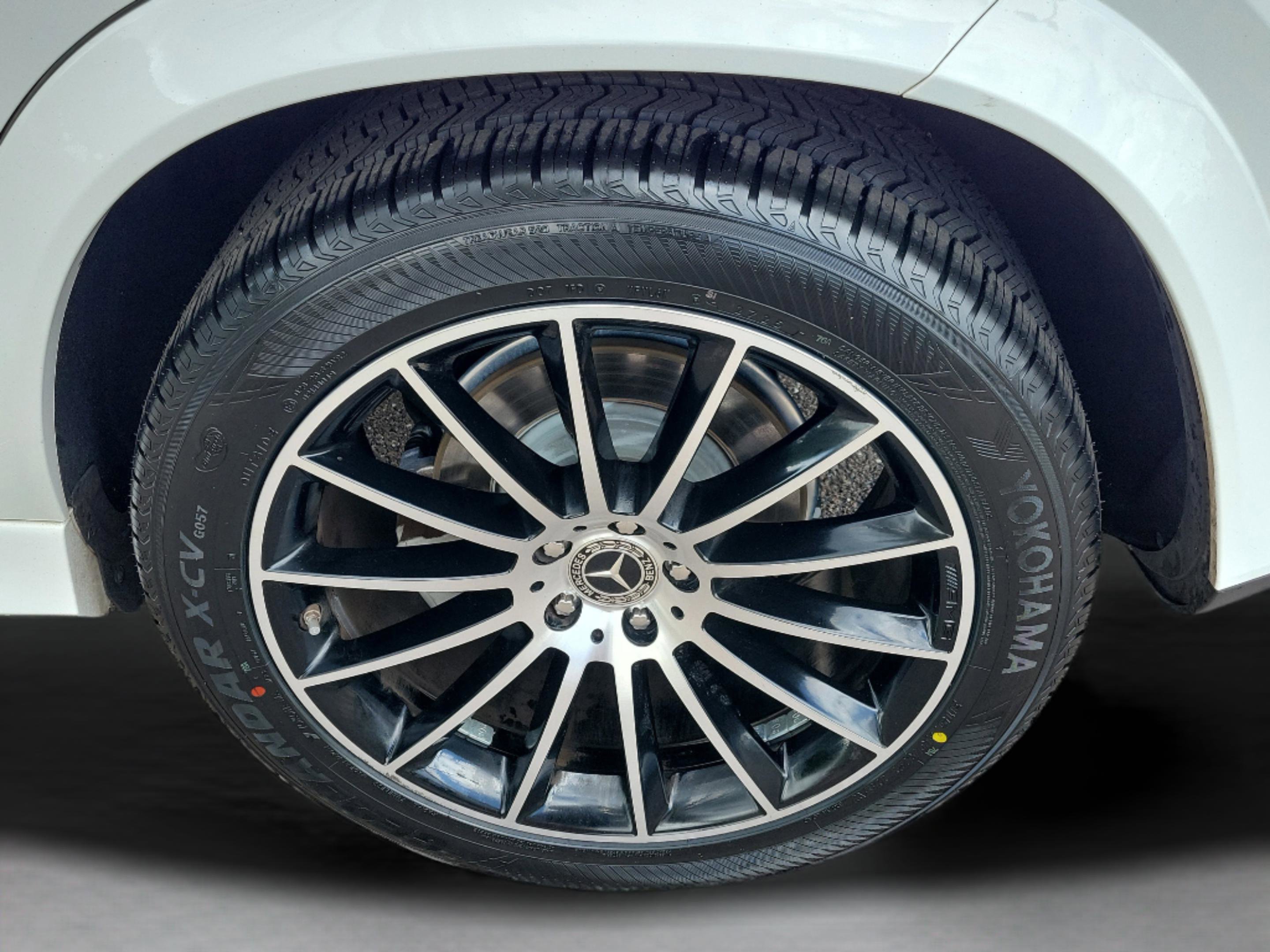 Used 2022 Mercedes-Benz GLE 350 4MATIC image 5