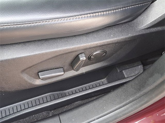 Used 2024 Ford Edge SEL image 22