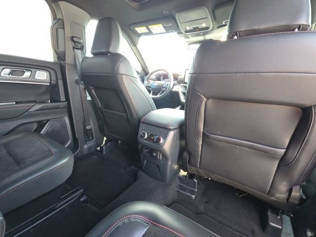 Used 2025 Ford Explorer ST w/ Sun And Sound Package AWD/4WD image 17