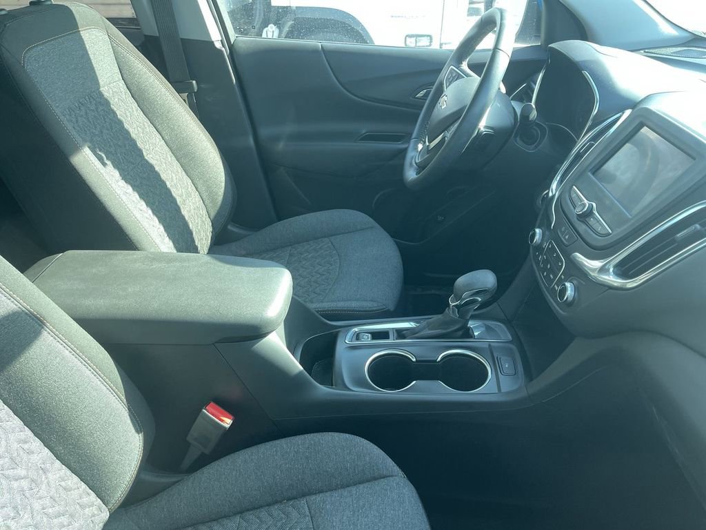 Used 2024 Chevrolet Equinox LT w/ LPO, Floor Liner Package image 11