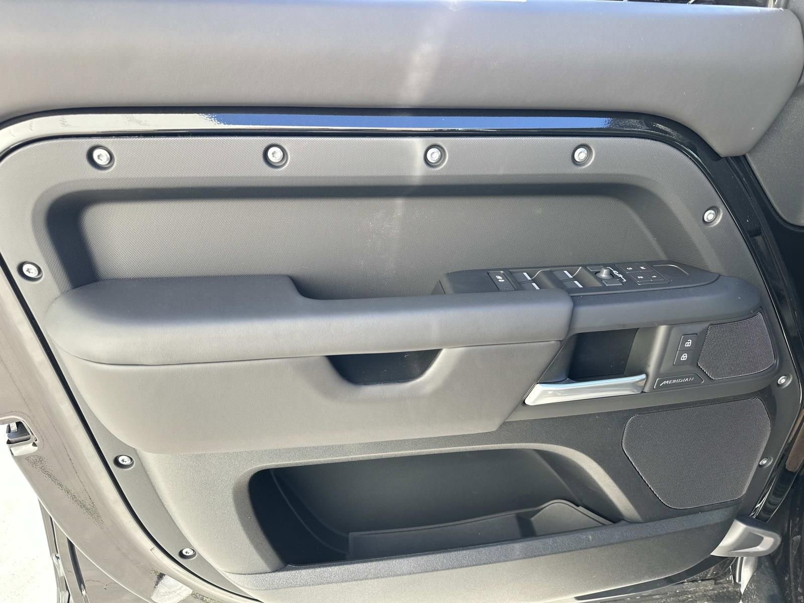 New 2026 Land Rover Defender 110 S image 9