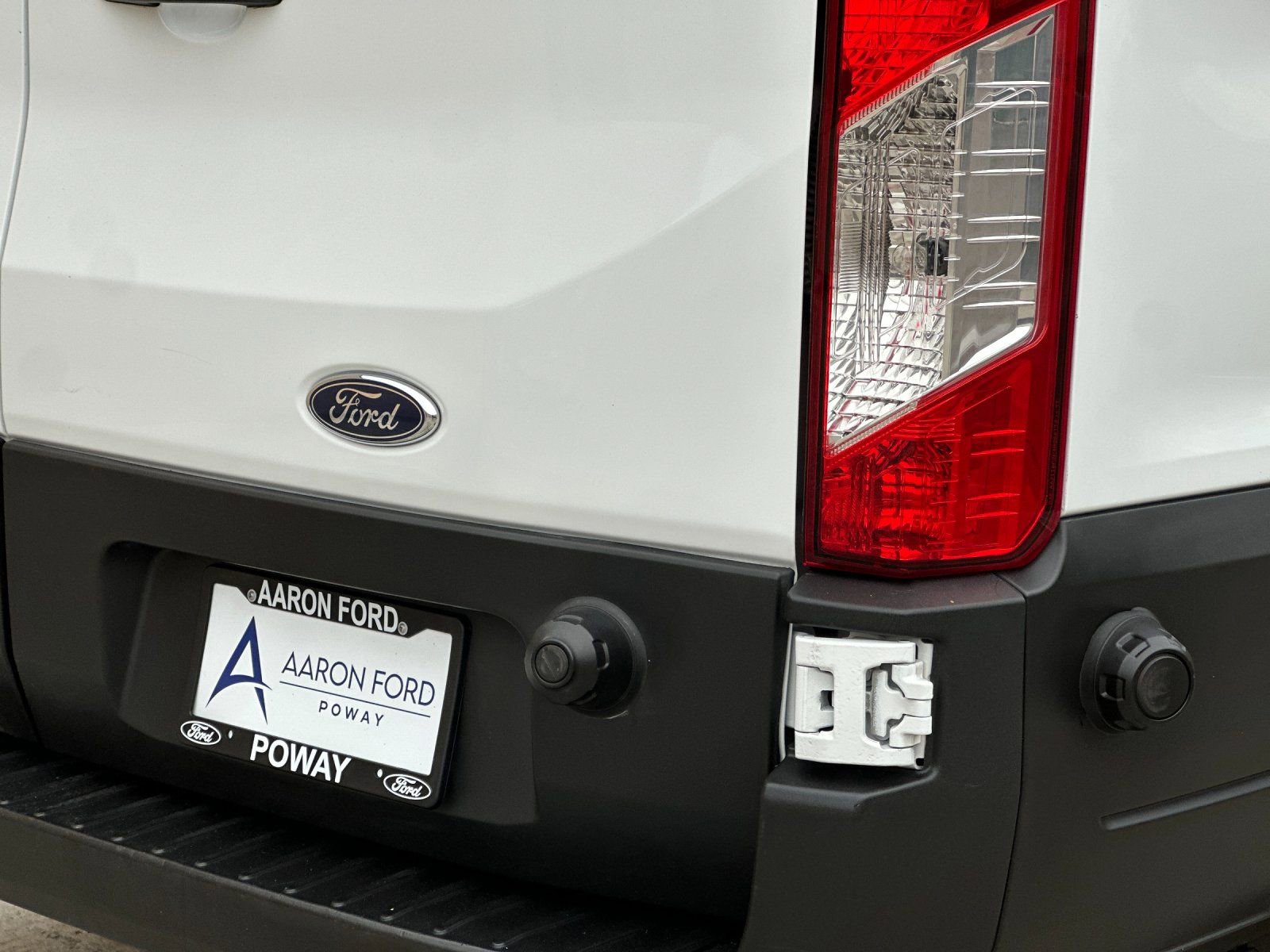 Used 2024 Ford Transit 250 148 Medium Roof w/ Load Area Protection Package image 30