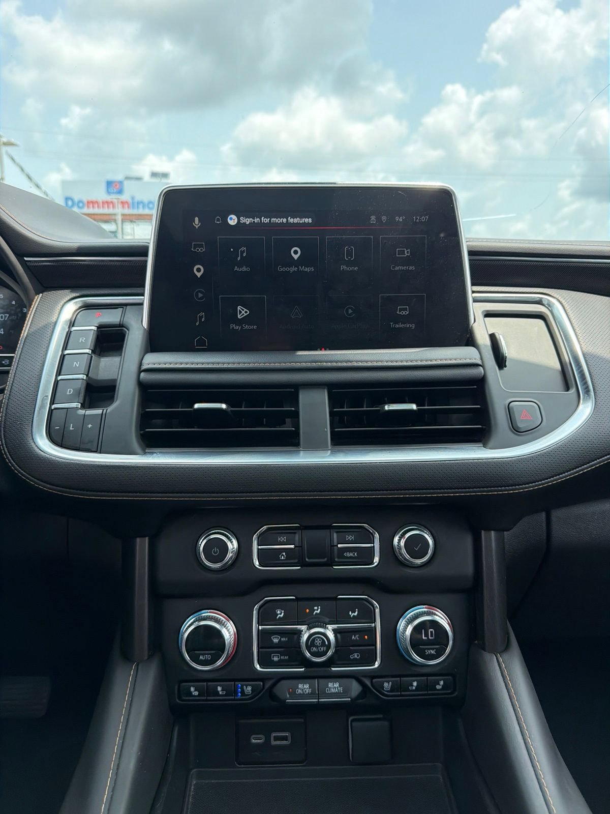 Used 2023 GMC Yukon XL AT4 AWD/4WD image 12