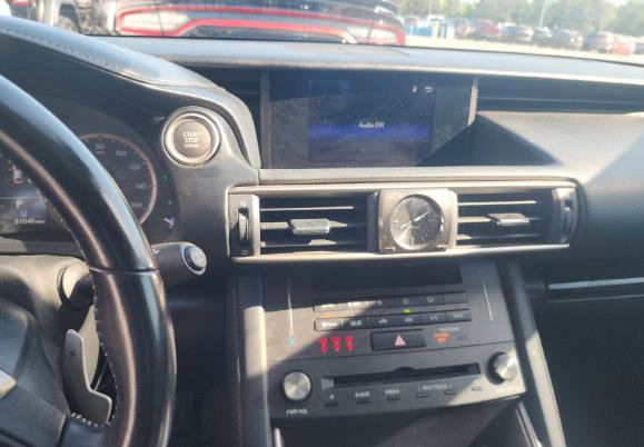 Used 2019 Lexus IS 300 w/ Premium Package image 7