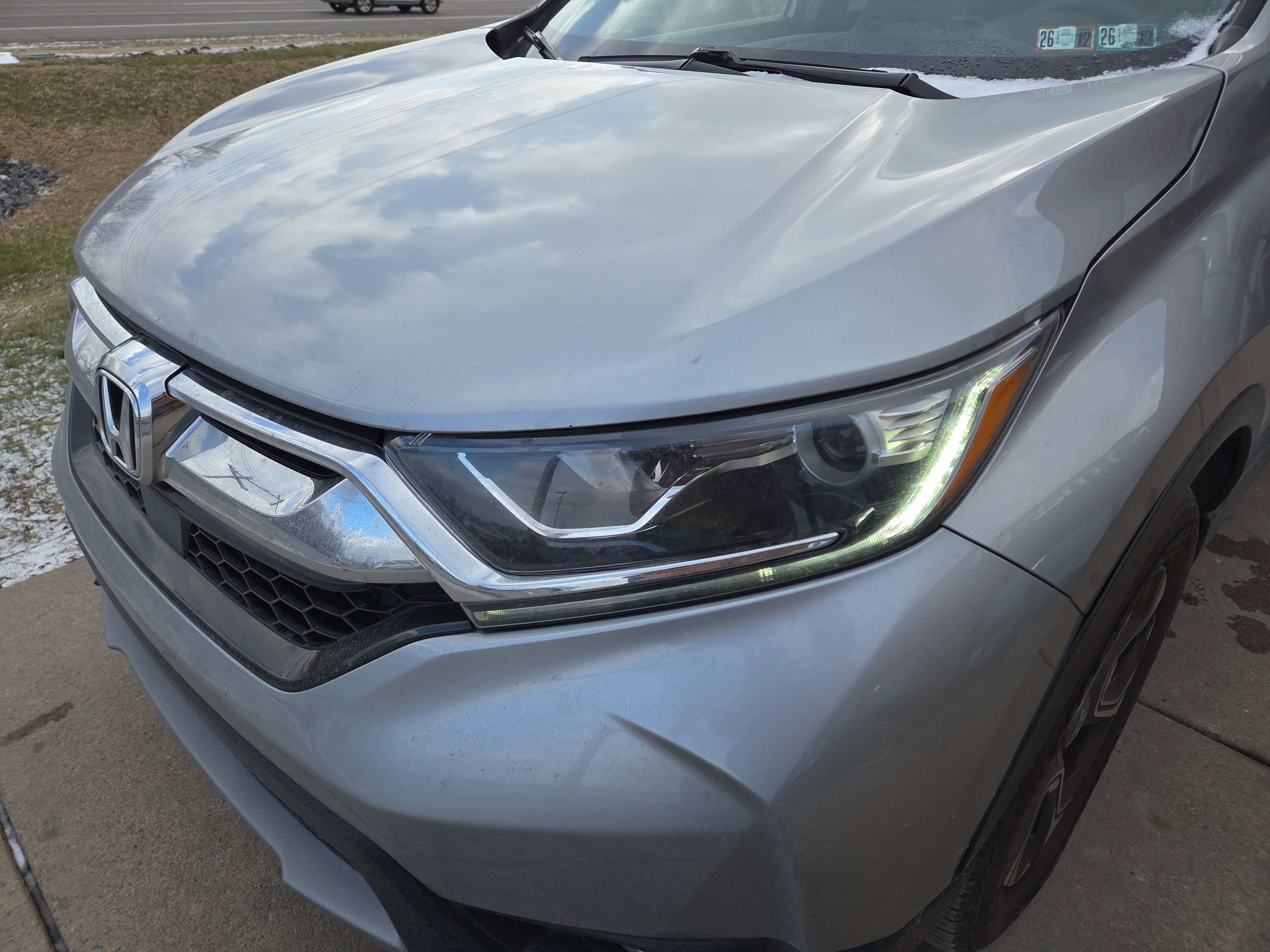 Used 2018 Honda CR-V EX image 9