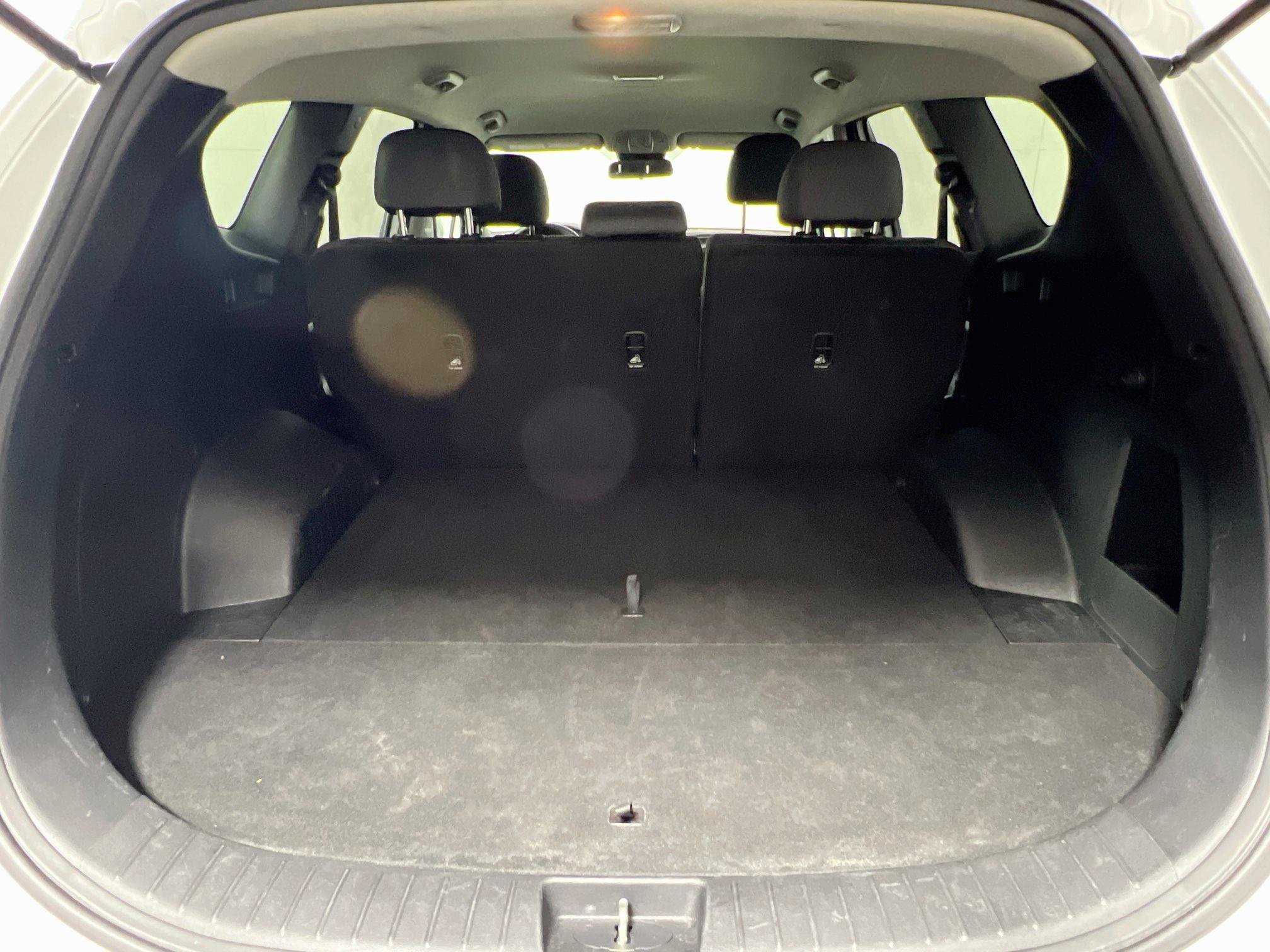 Used 2020 Hyundai Santa Fe SE FWD image 33