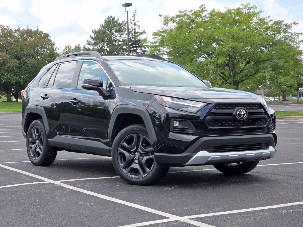 Used 2023 Toyota RAV4 Adventure AWD/4WD image 2