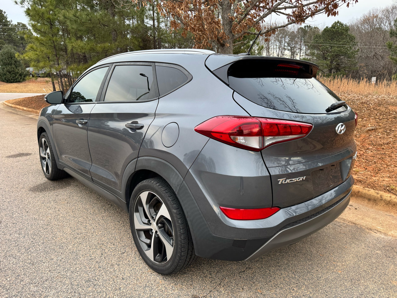 Used 2016 Hyundai Tucson Sport image 9