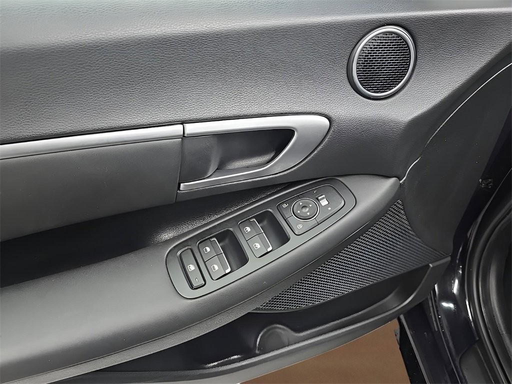 Certified 2025 Hyundai Sonata SEL image 10