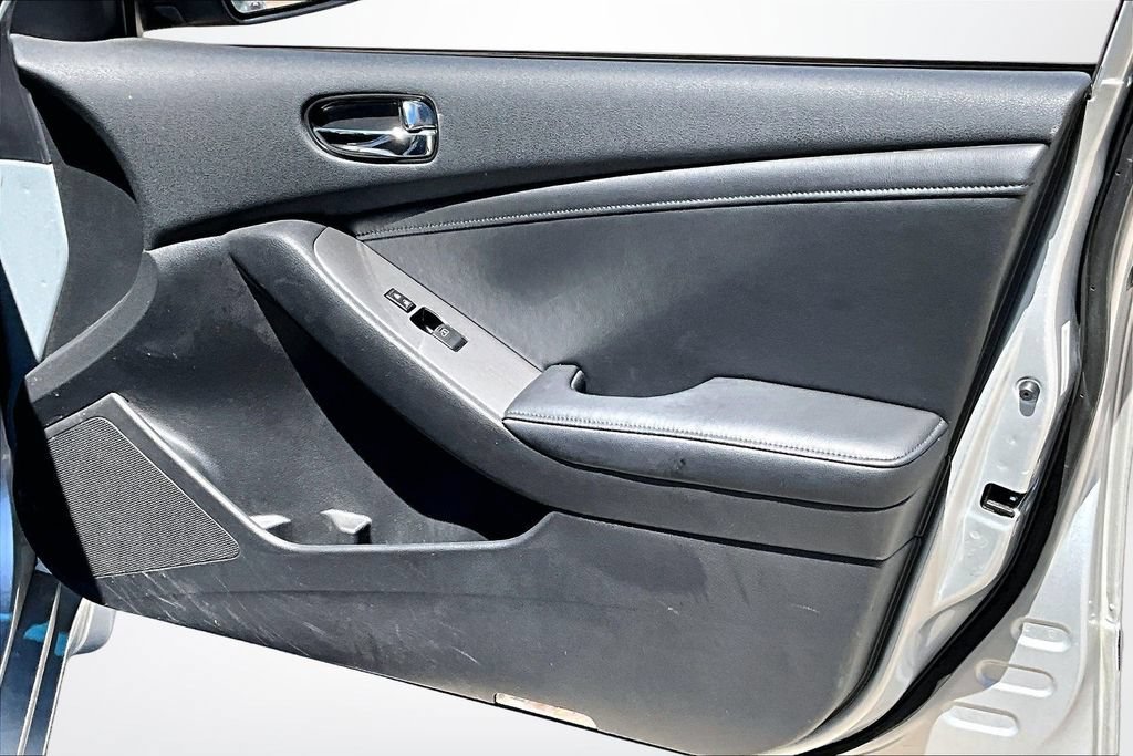 Used 2010 Nissan Altima 2.5 SL w/ SL Pkg FWD image 24