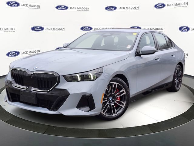 Used 2024 BMW 540i xDrive w/ Premium Package AWD/4WD image 1