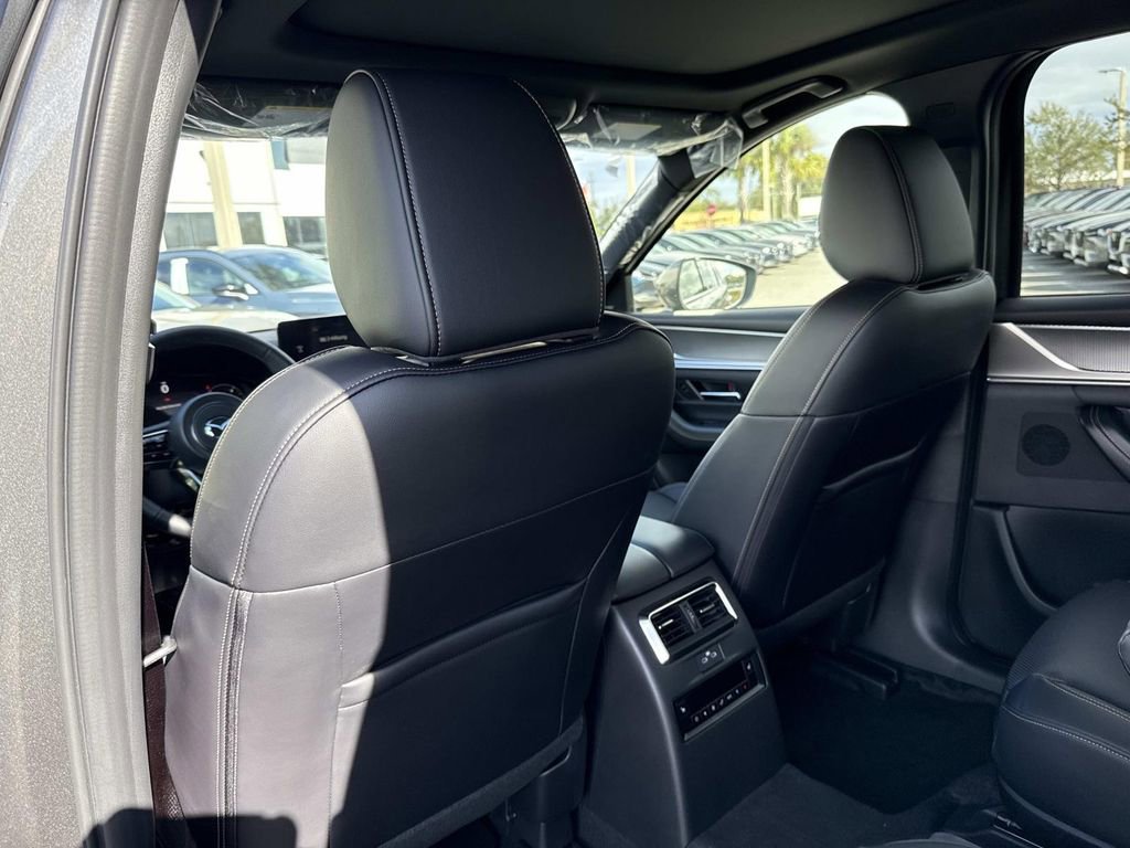 New 2026 MAZDA CX-90 3.3 Turbo w/ Premium Plus Pkg image 17