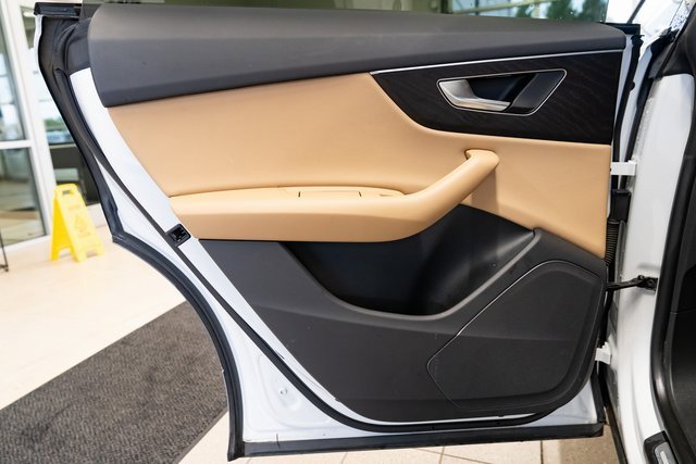 Used 2023 Audi Q8 Premium w/ Convenience Package image 24