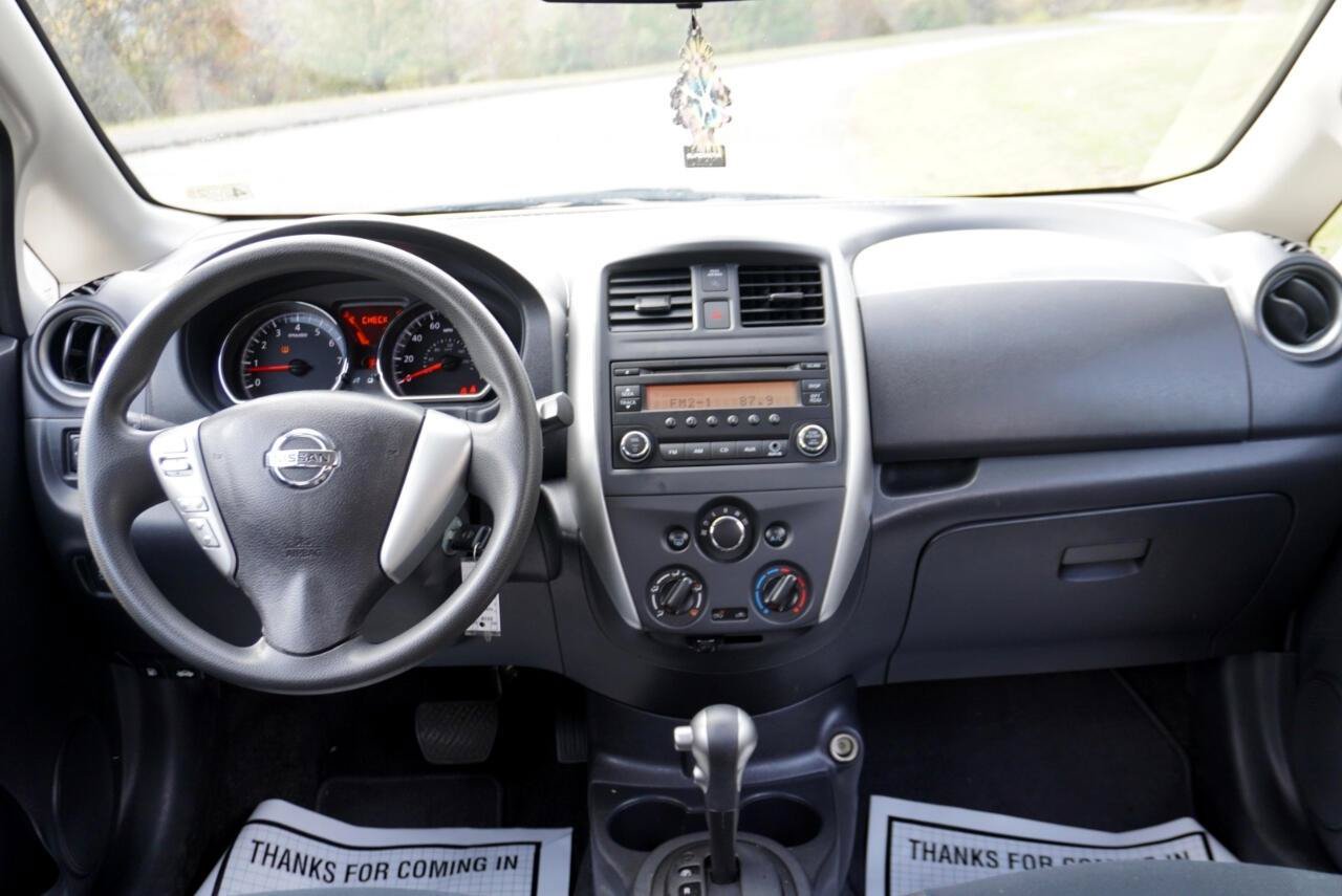 Used 2018 Nissan Versa Note S FWD image 23