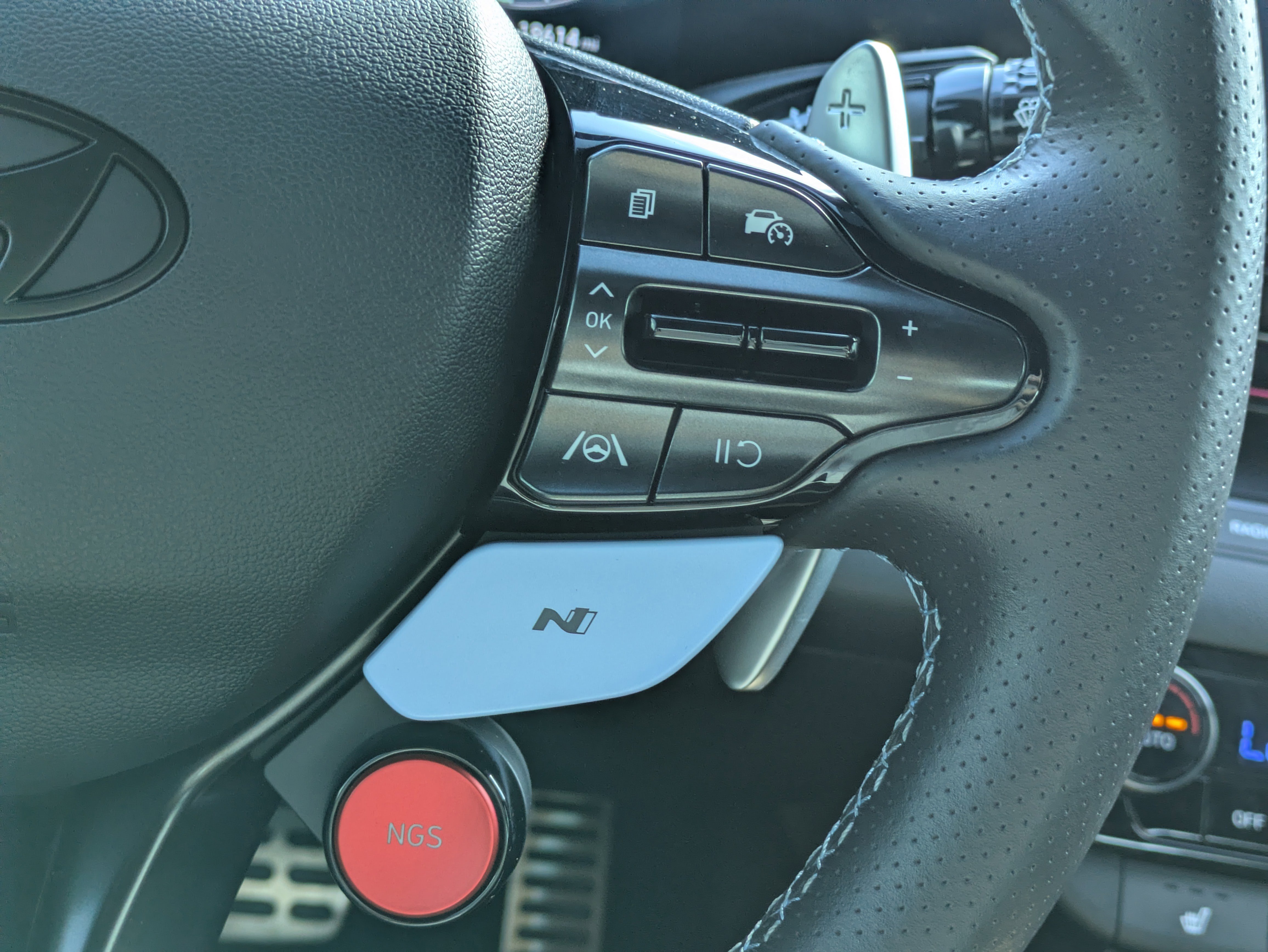 Used 2025 Hyundai Elantra N FWD image 22