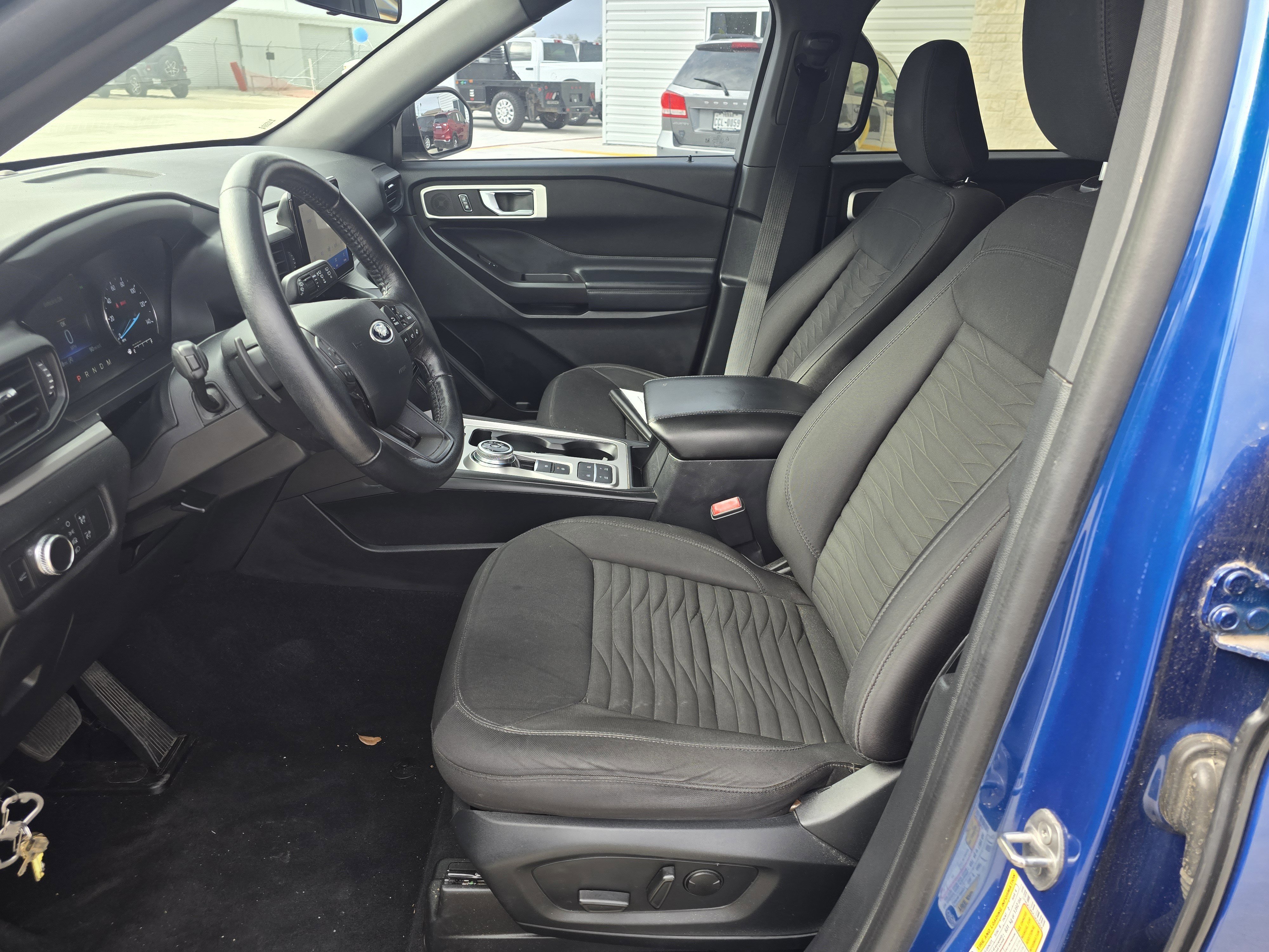 Used 2020 Ford Explorer XLT w/ Class III Trailer Tow Package image 10