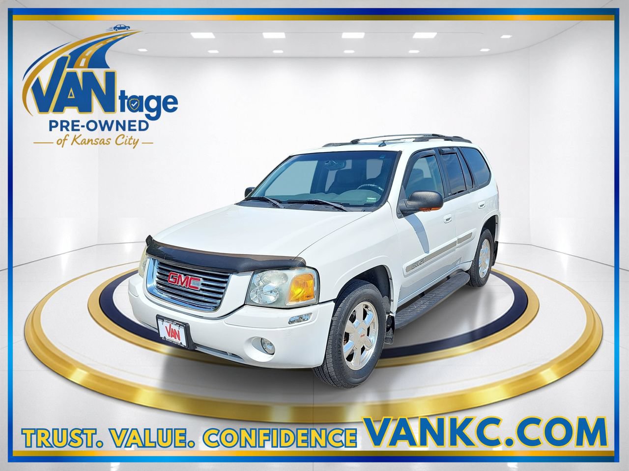 Used 2004 GMC Envoy SLT AWD/4WD image 1
