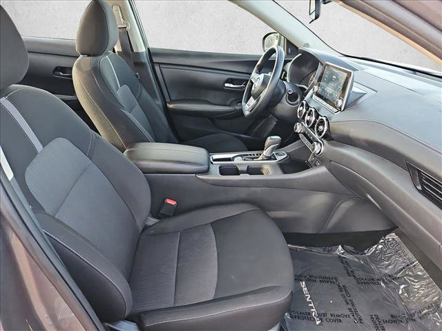 Used 2025 Nissan Sentra SV FWD image 25