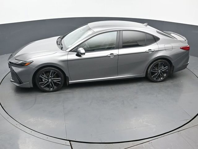 Used 2025 Toyota Camry LE image 37