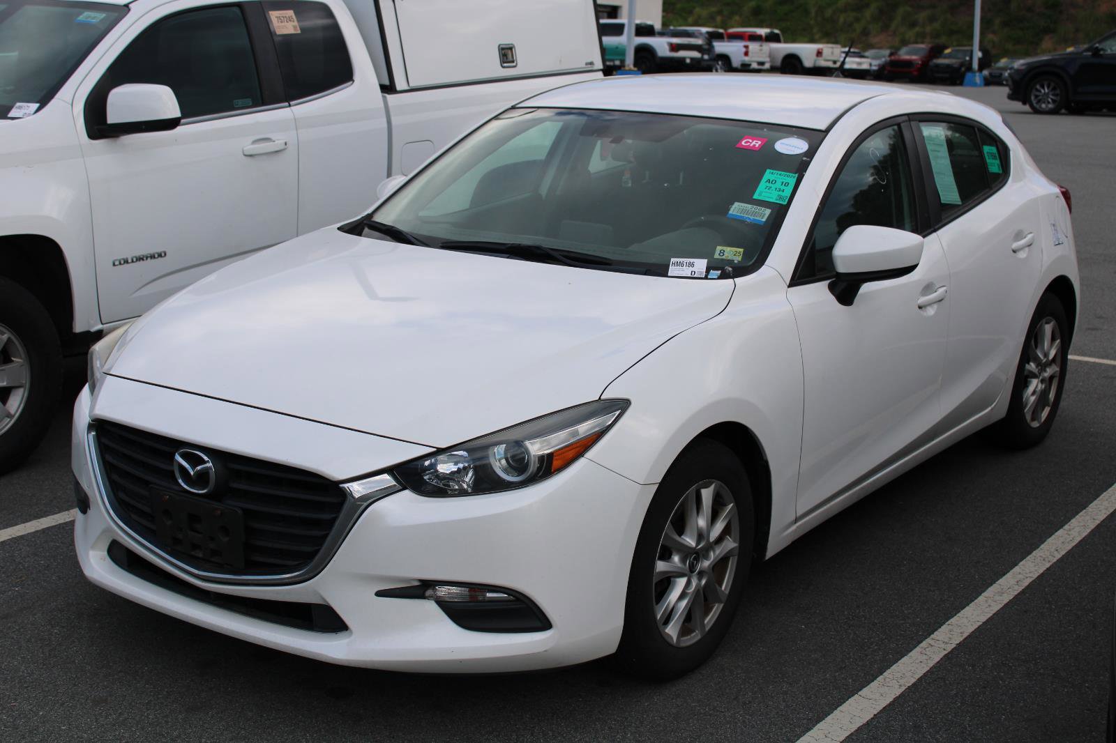 Used 2017 MAZDA MAZDA3 Sport FWD image 2