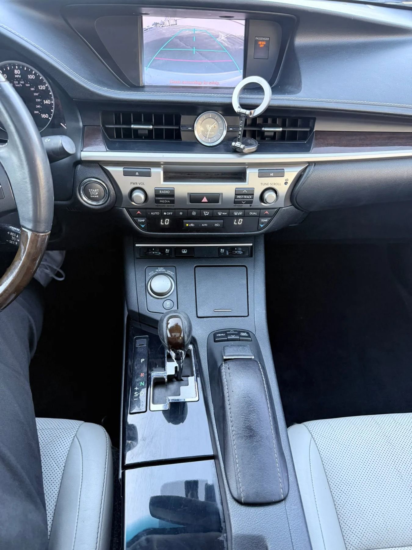 Used 2014 Lexus ES 350 ES 350 Sedan 4D w/ Luxury Package image 15