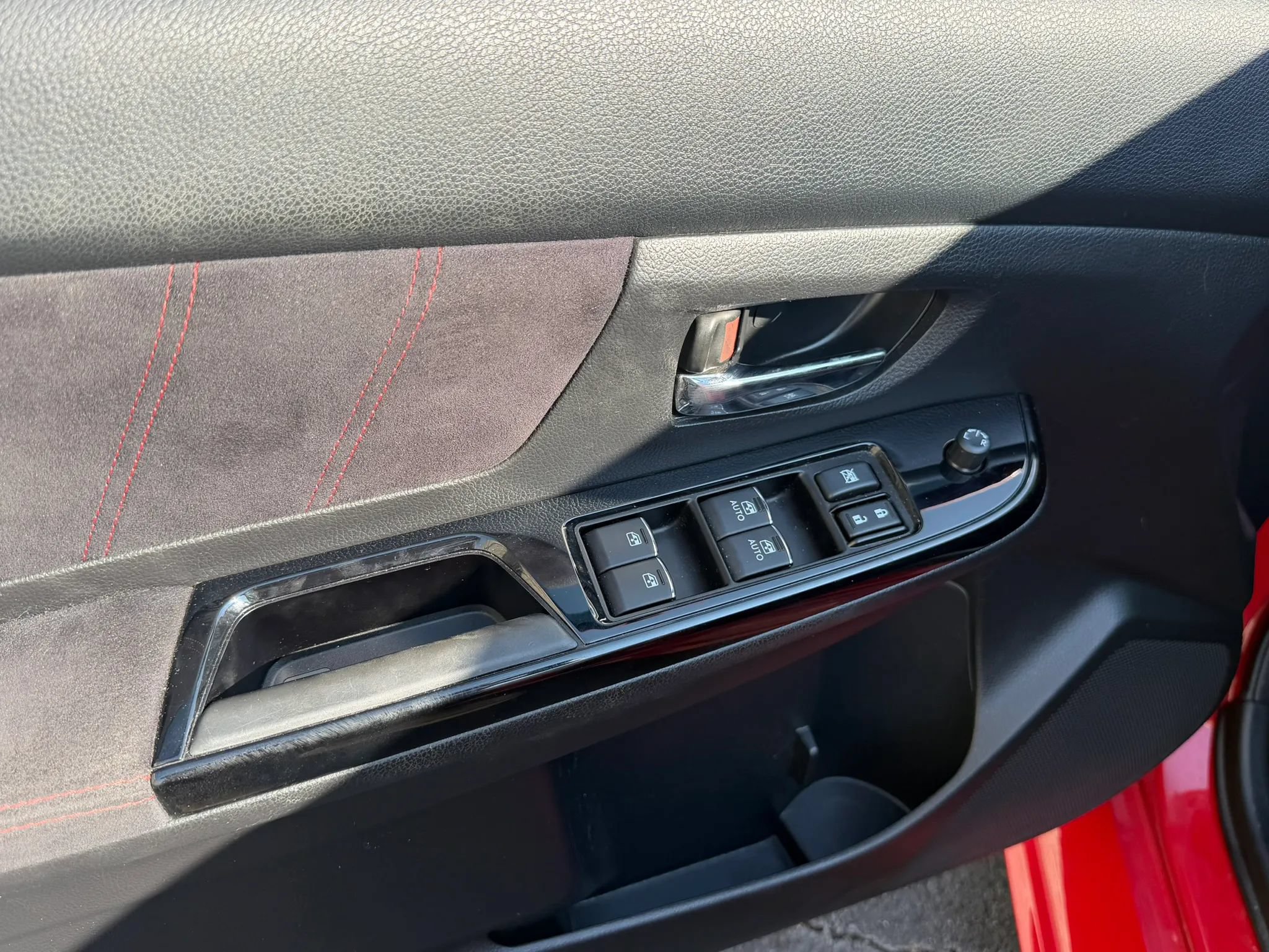 Used 2018 Subaru WRX STI AWD/4WD image 29