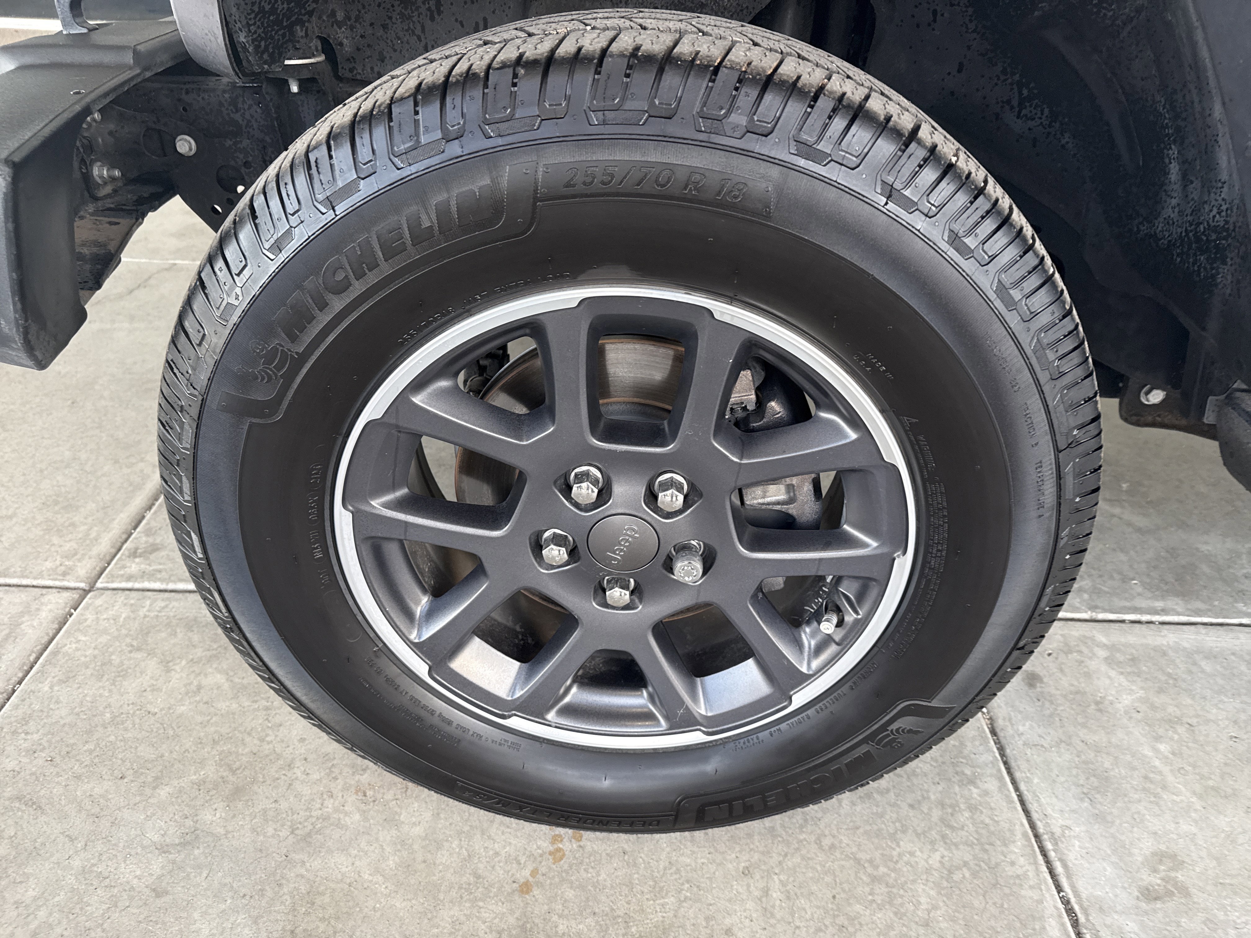 Used 2020 Jeep Gladiator Overland image 8