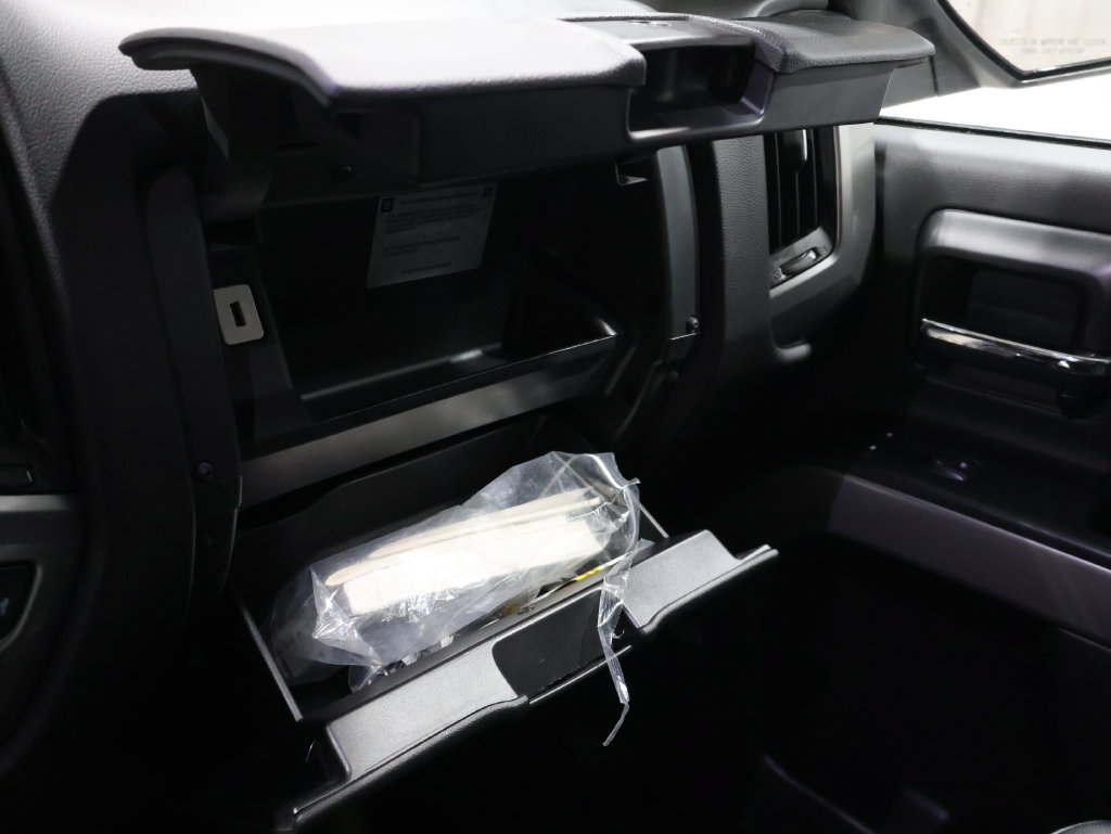 Used 2018 Chevrolet Silverado 1500 LT w/ All Star Edition AWD/4WD image 33