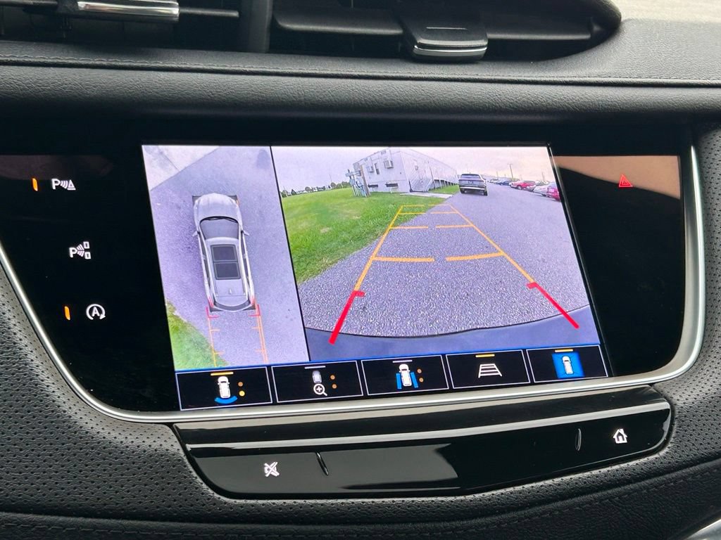 Used 2024 Cadillac XT5 Sportv w/ Technology Package AWD/4WD image 36