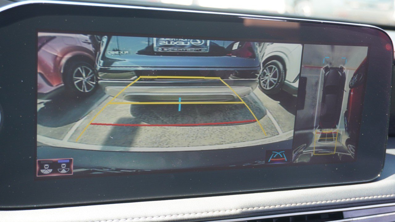 Used 2021 Lexus LS 500 F Sport w/ Dynamic Handling Package RWD image 18