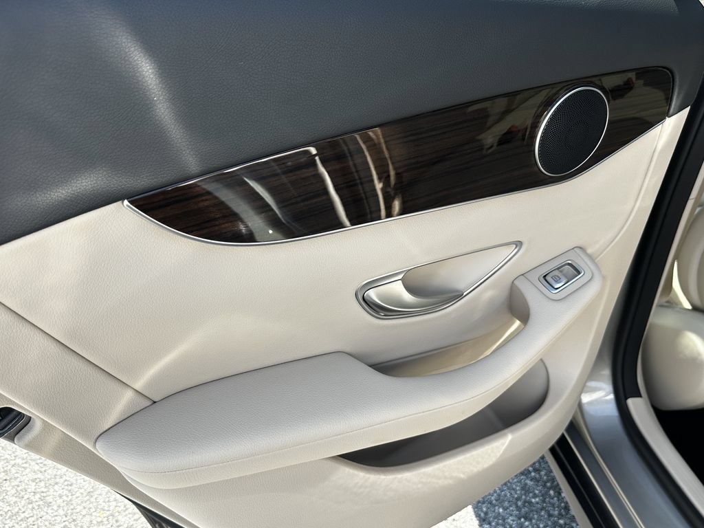 Certified 2021 Mercedes-Benz GLC 300 image 25