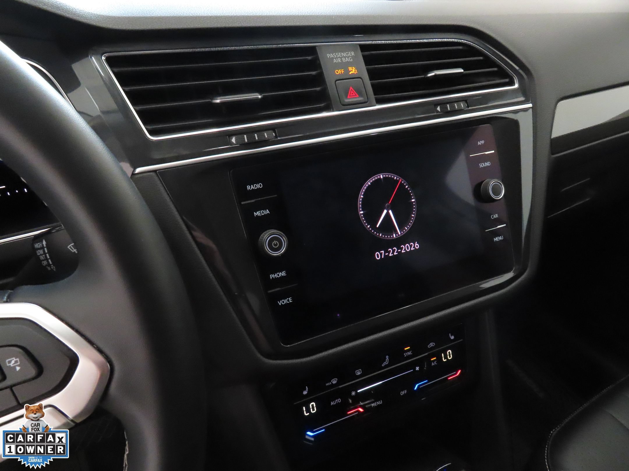 Certified 2022 Volkswagen Tiguan SE FWD image 18