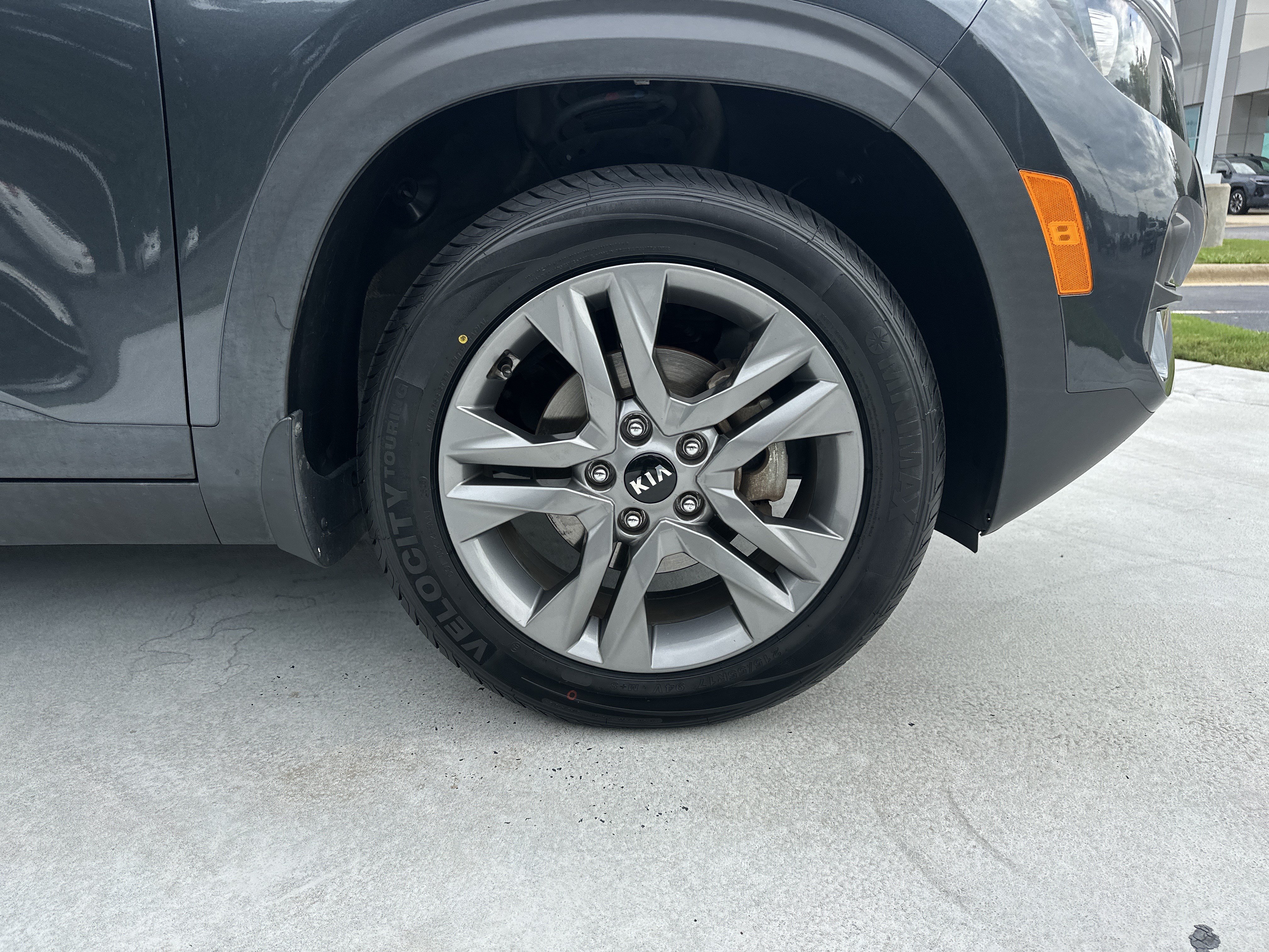 Used 2021 Kia Seltos S FWD image 13