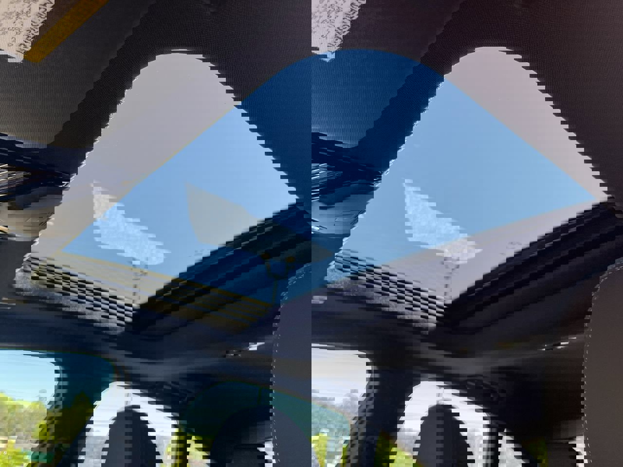 Used 2025 BMW i4 eDrive40 w/ Parking Assistance Package image 29