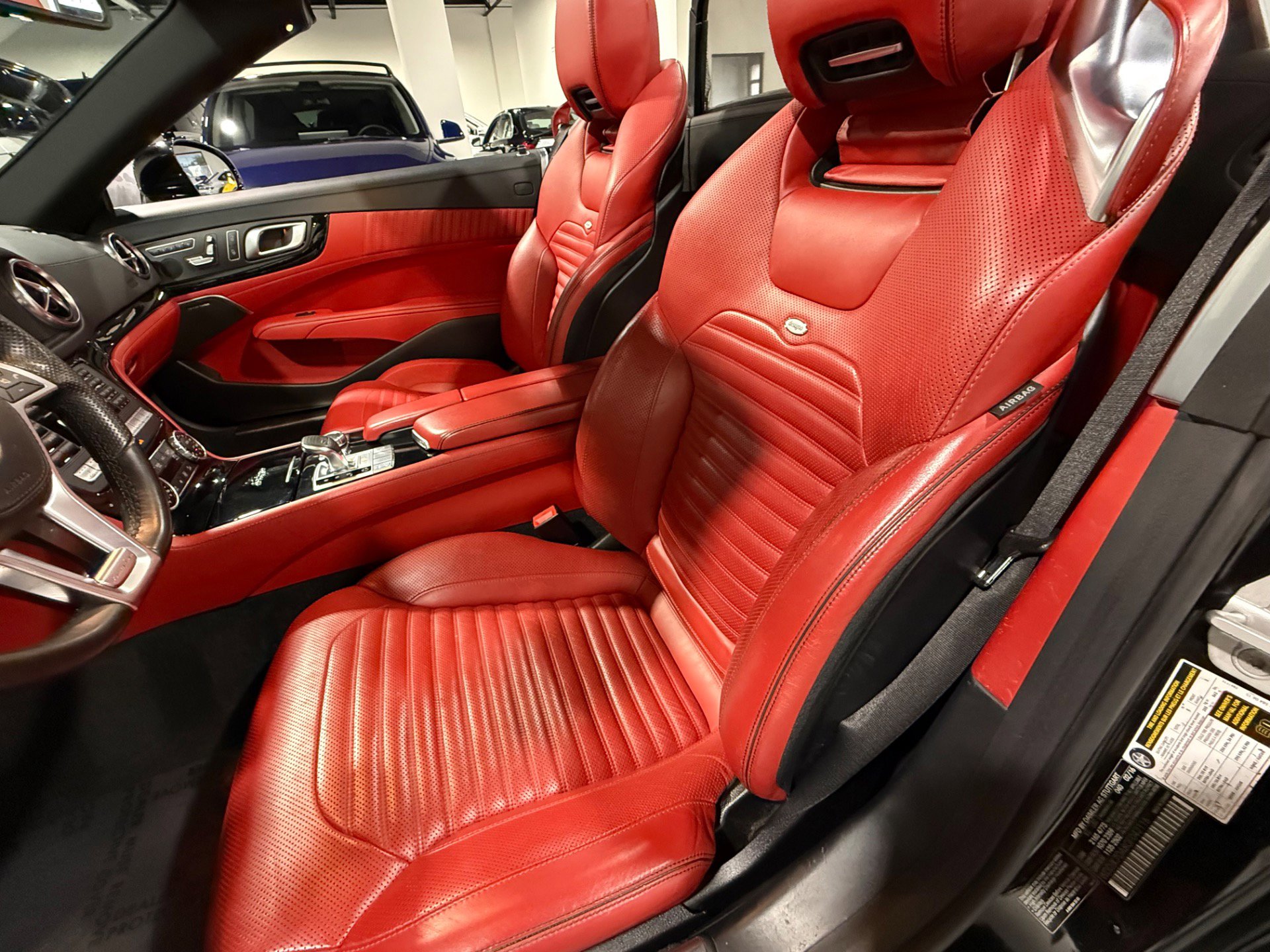 Used 2016 Mercedes-Benz SL 550 image 32