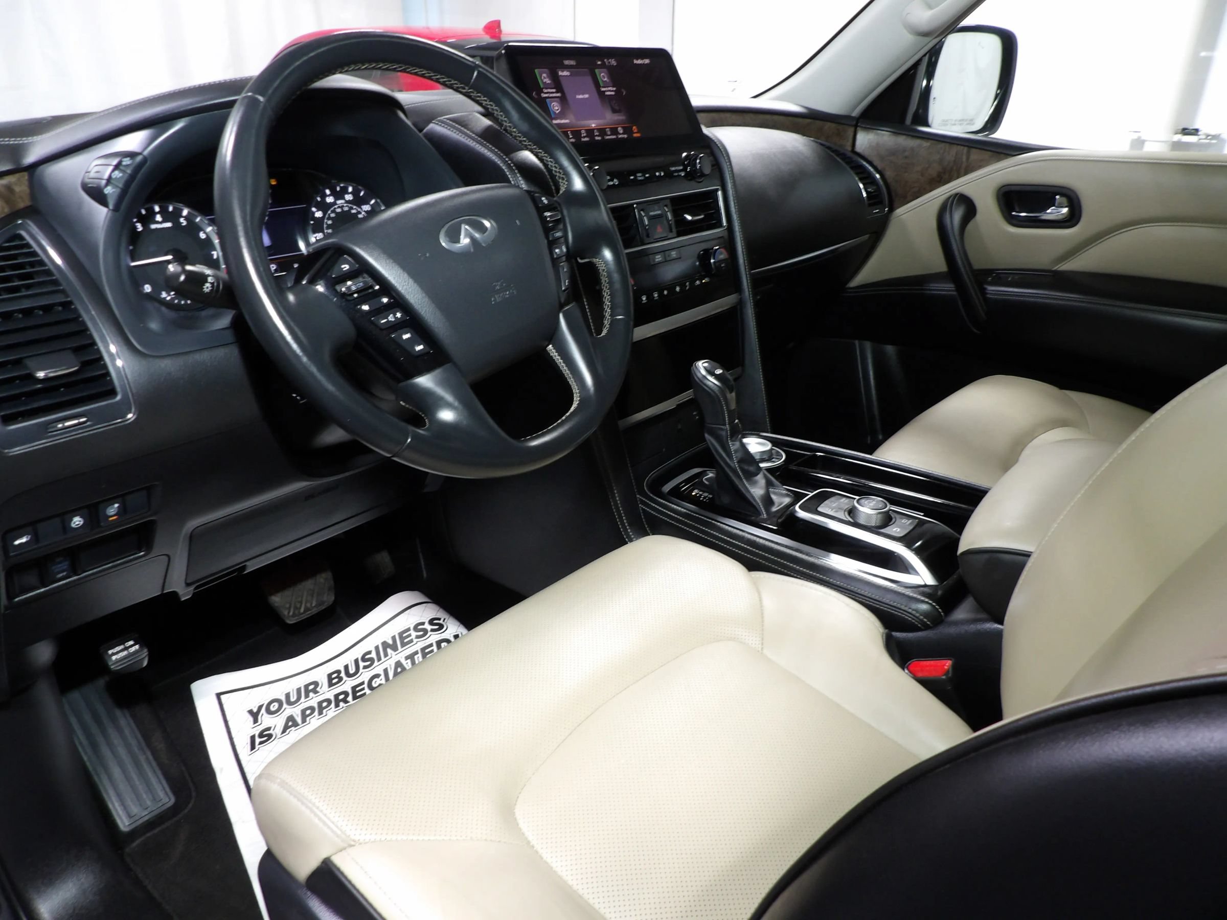Used 2023 INFINITI QX80 Premium Select w/ Cargo Package AWD/4WD image 12