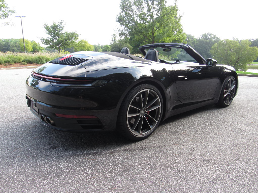 Certified 2022 Porsche 911 Cabriolet image 8