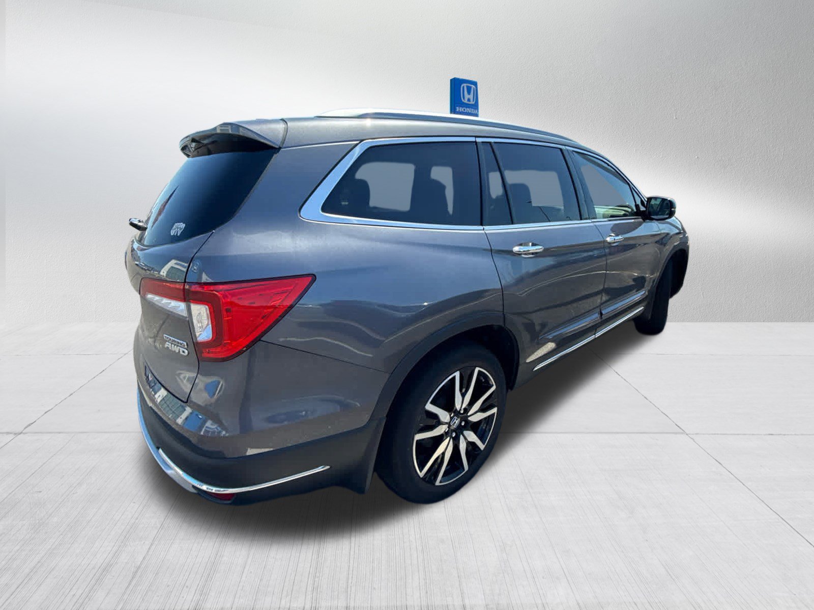 Used 2022 Honda Pilot Touring image 7