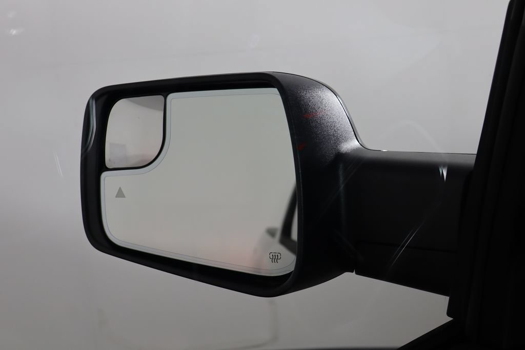 New 2027 RAM 1500 4x4 Crew Cab image 40