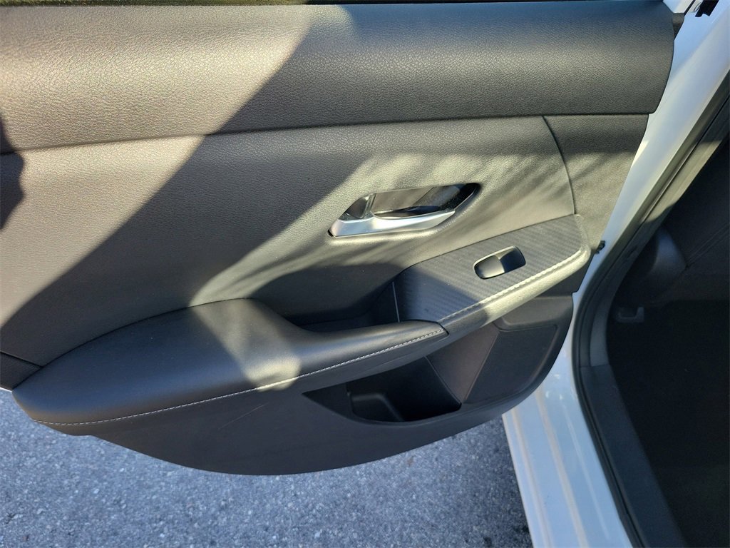 Used 2021 Nissan Sentra S image 11