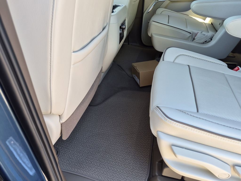 New 2026 GMC Yukon Denali AWD/4WD image 40