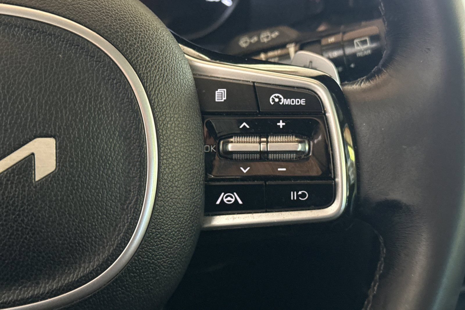 Used 2022 Kia Sorento S FWD image 34