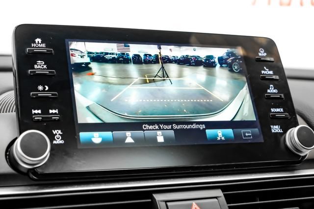 Used 2019 Honda Accord Touring image 29