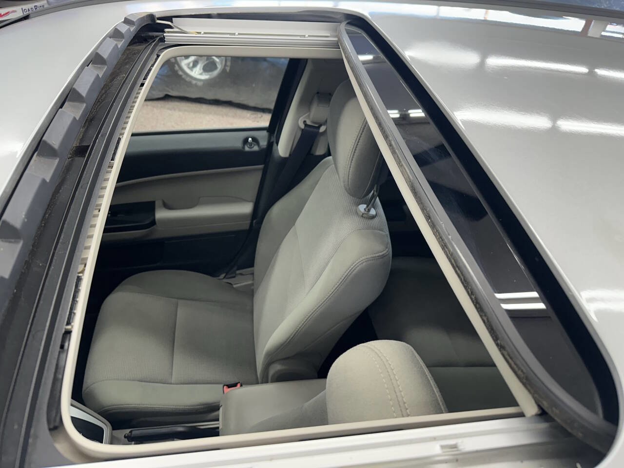 Used 2010 Dodge Caliber Mainstreet image 39